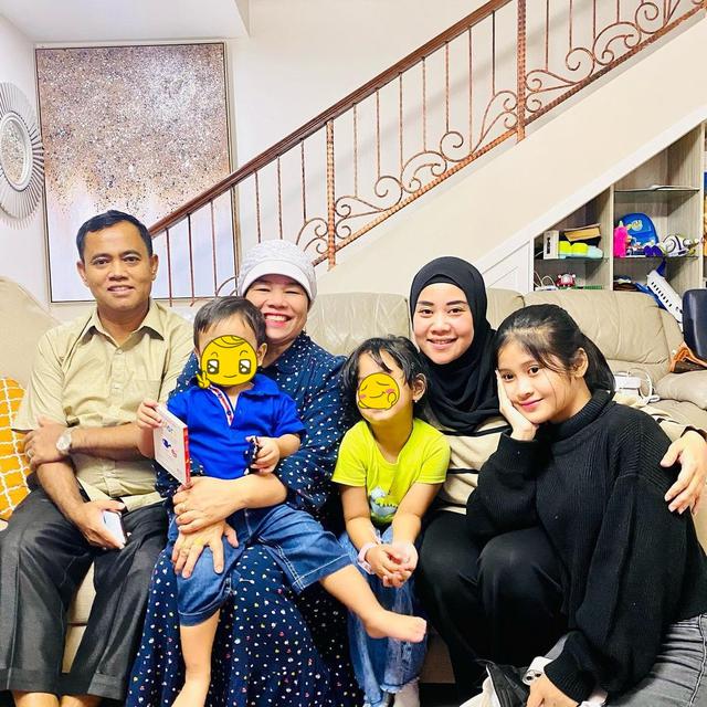 5 Momen Puput Mantan Istri Doddy Soedrajat Silaturahmi ke Rumah Haji Faisal