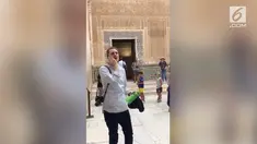 Mouaz mengunggah rekaman azan di Facebook dengan judul 'Call to Prayer Inside Alhambra Palace'.