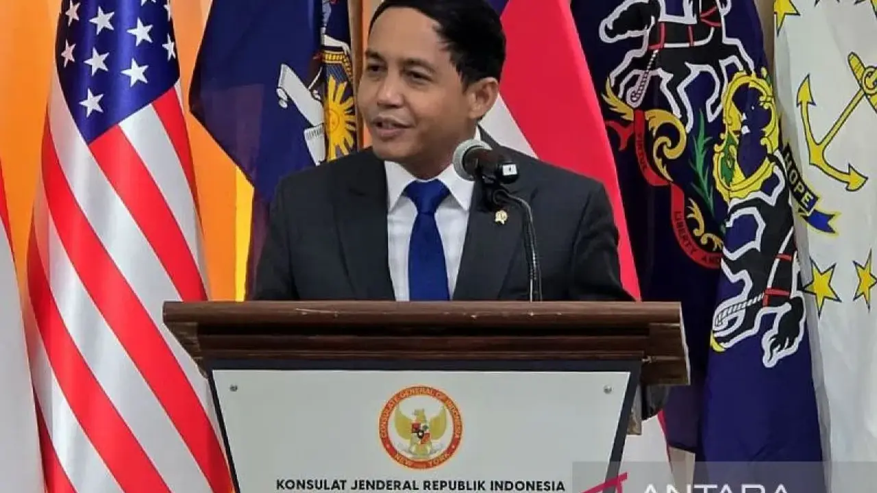 Menteri Kehutanan (Menhut) Raja Juli Antoni dalam forum bisnis International Emissions Trading Association (IETA)dan Indonesia America Chamber of Commerce (IACC) yang berlangsung di Konsulat Jenderal Republik Indonesia di New York, Amerika Serikat, Senin