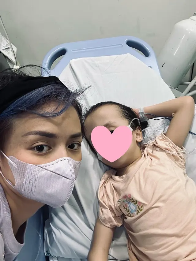 Joana Alexandra Kabarkan Putrinya Menderita Bronkopneumo, Panik Buru-Buru ke IGD Sampai Tak Sempat Mandi. (instagram.com/joannaalexandra)
