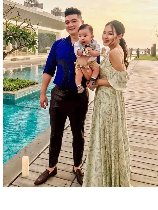 Jarang Tersorot, Ini 7 Potret Hangat Chef Arnold dan Keluarga