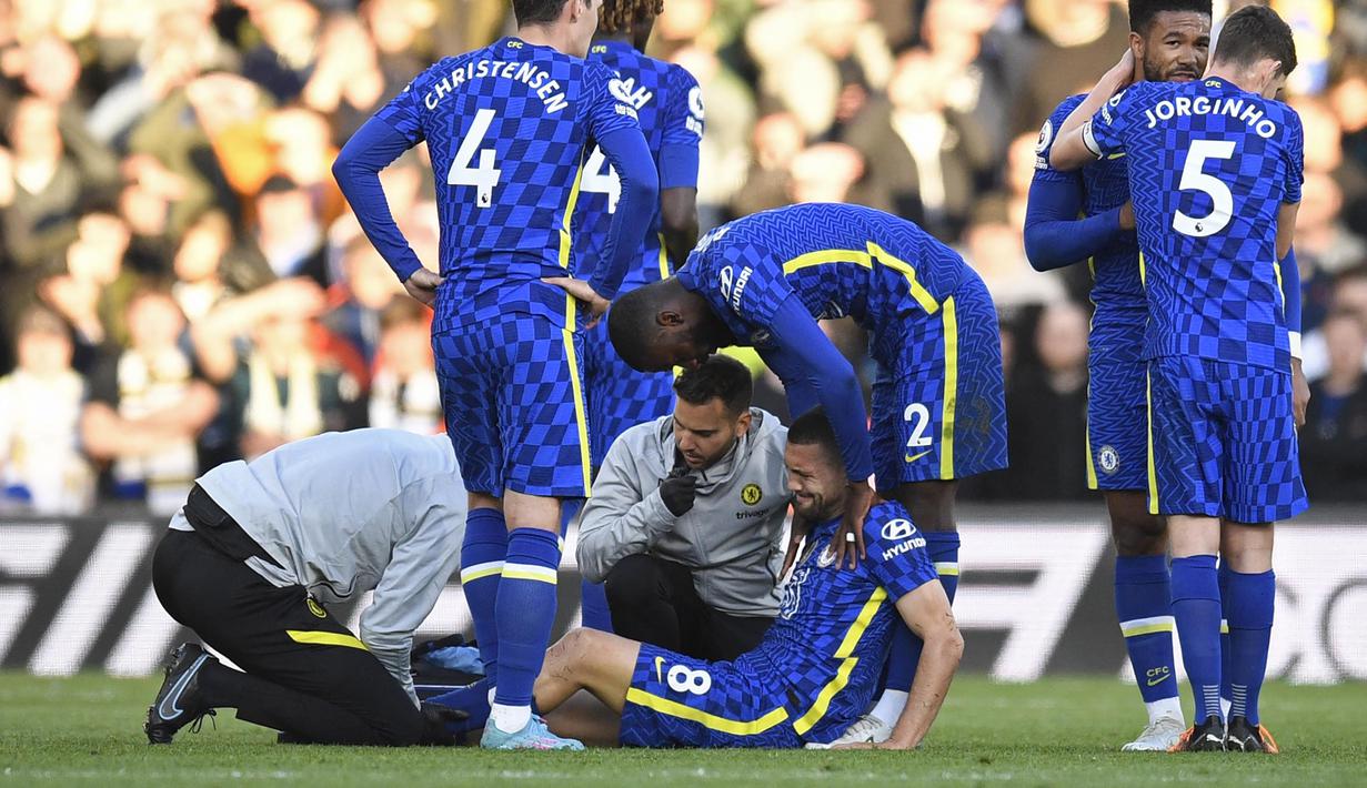 Kemenangan Chelsea di markas Leeds United di laga lanjutan Liga Inggris meninggalkan insiden menyakitkan bagi Mateo Kovacic. (AFP/Oli Scarff)