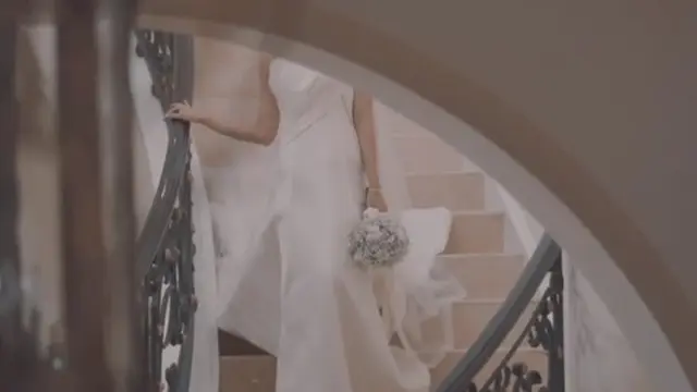 Bagikan Tanggal Pernikahan, ini 6 Potret Ivan Gunawan dan Bella Aprilia Pakai Baju Pengantin