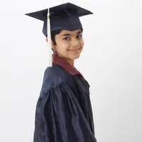 Luar biasa! Meskipun masih berusia 12 tahun, anak ini sudah diterima di perguruan tinggi. Bahkan berencana untuk lulus cuma dalam 2 tahun. 