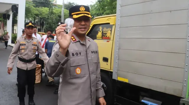 Duduk Perkara Dugaan 340.000 Dolar Singapura Palsu