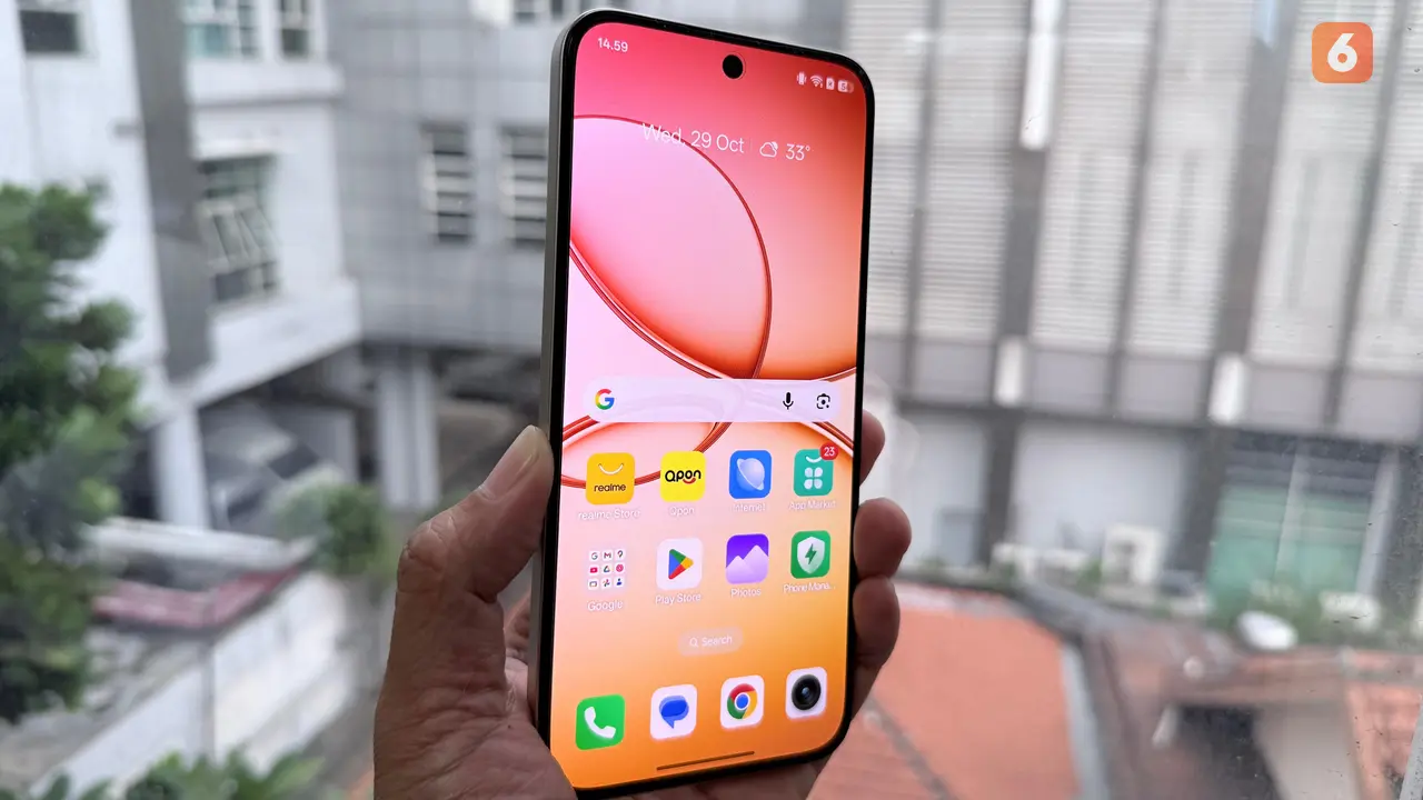 Bagian depan Realme 15T dengan layar AMOLED 6,57 inci