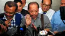 Sutan Bhatoegana memberikan keterangan pers usai menjalani sidang dengan agenda eksepsi di Pengadilan Tipikor, Jakarta, Senin (20/4/2015). (Liputan6.com/Yoppy Renato)
