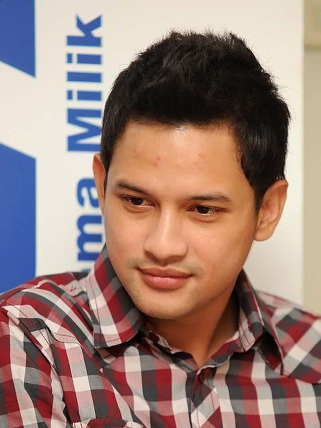 6 Potret Lawas Lucky Perdana, Bukti Awet Muda