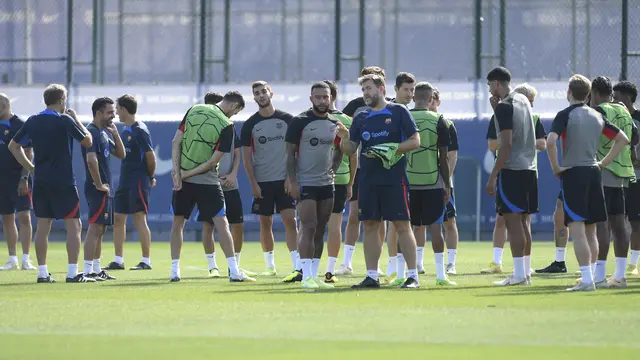 Barcelona Berlatih Jelang Laga Liga Champions