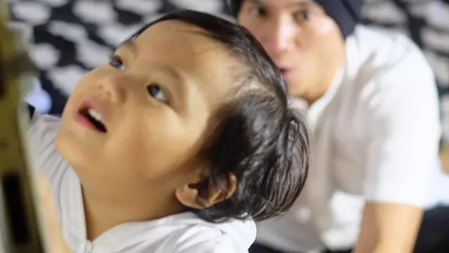Curhatan Soal Anak Bungsunya Viral, Ini 6 Potret Anji dan Sigra Umar yang Idap ASD