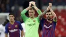 Striker Barcelona, Lionel Messi, merayakan kemenangan atas Tottenham Hotspur pada laga Liga Champions di Stadion Wembley, Rabu (3/10/2018).  Barcelona menang 4-2 atas Tottenham Hotspur. (AP/Kirsty Wigglesworth)