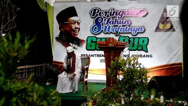 VIDEO: Ribuan Orang Ikuti Haul Gus Dur Ke-8
