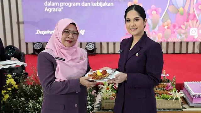 Potret Annisa Pohan hadiri HUT ke-10 Ikawati ATR/BPN (Sumber: Instagram/@annisayudhoyono)