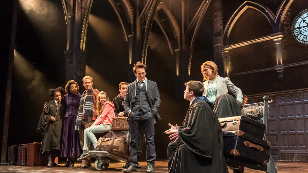 [Bintang] Harry Potter and the Cursed Child