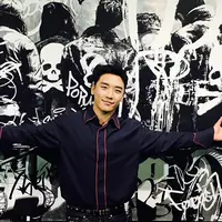 Seungri tampaknya merupakan sosok pria idaman bagi kaum hawa. Tak hanya punya wajah yang tampan dan pandai menyanyi, ia juga termasuk pria yang pandai untuk urusan bisnis. (Foto: instagram.com/seungriseyo)