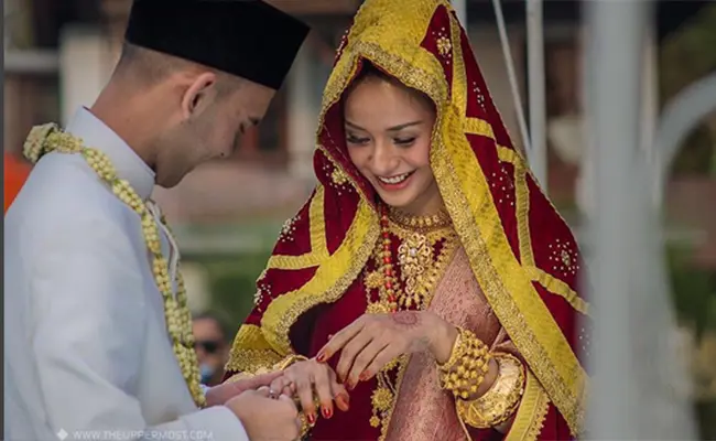 Kirana Larasati dan Tama Gandjar menikah di Gedong Putih, Bandung, Jawa Barat pada 23 Agustus 2015 lalu. (Via Instagram/@kiranalarasati)