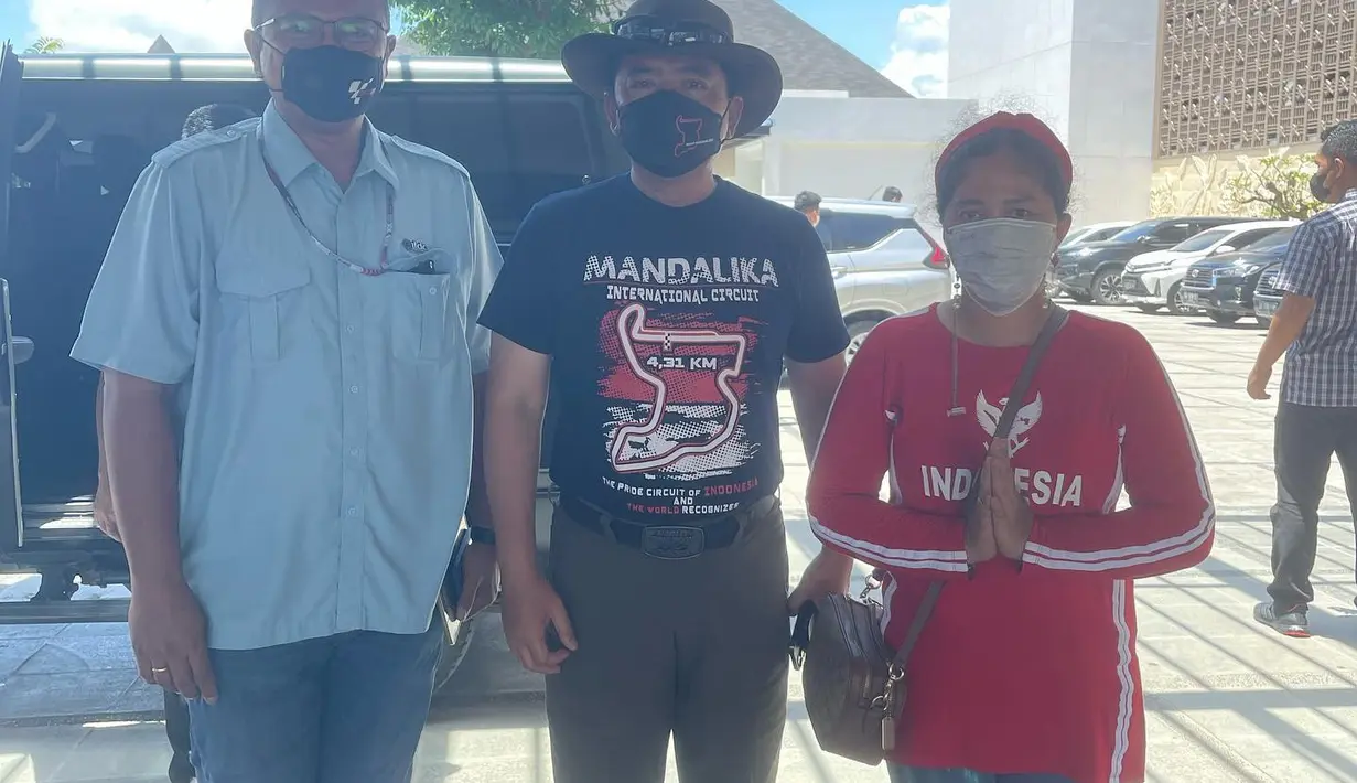 Ia diminta mendatangkan hujan pada 9-11 Maret 2022 untuk mendinginkan lintasan yang baru diaspal ulang. (Foto: Facebook/ Cahaya Tarot)