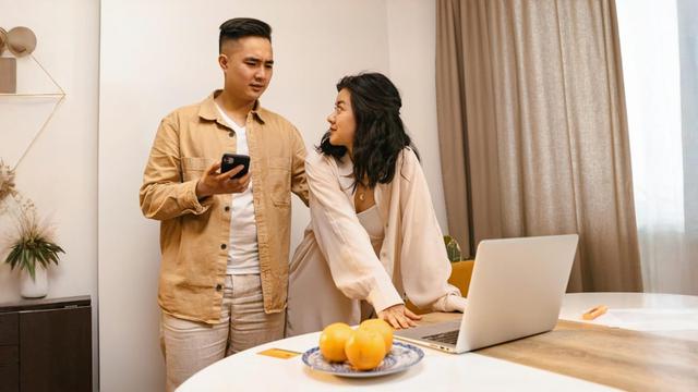 Mengungkit Kesalahan Pasangan, Benarkah Memiliki Dampak Buruk bagi Hubungan? (Foto dok : pexels/anthonyshkraba)