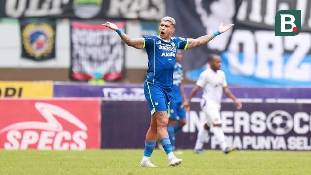 BRI Liga 1 2022/2023: Persib Bandung vs Persik Kediri