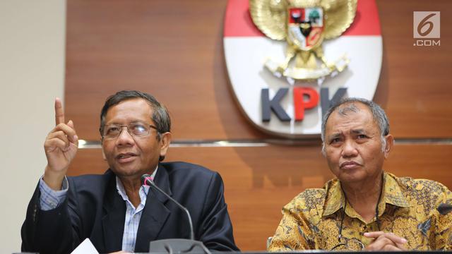 Mahfud MD Sebut Hak Angket KPK Cacat Hukum