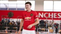 Manchester United baru saja mengumumkan rekrutan anyar Harry Maguire, Senin (5/8/2019). Doc: Manutd.