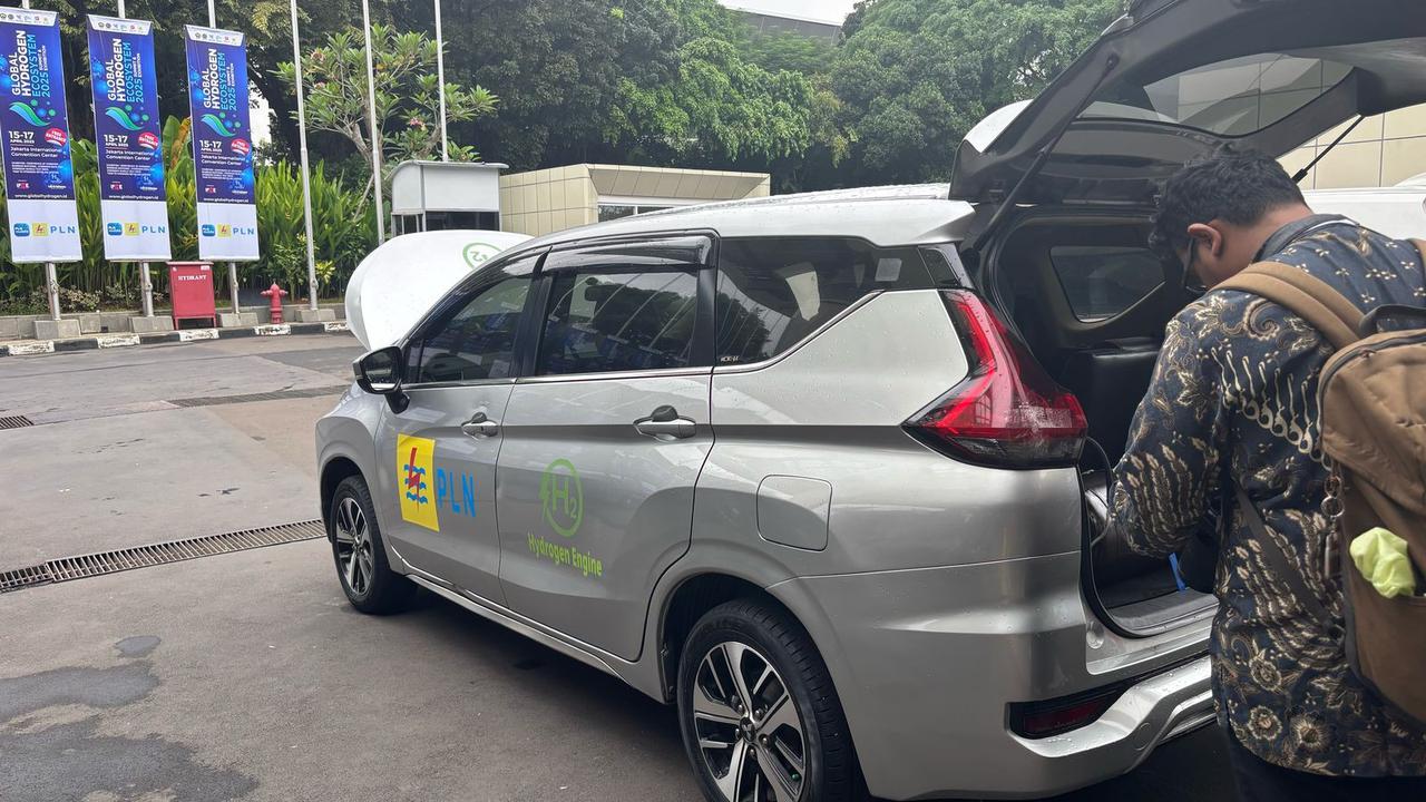 Kendaraan berbahan bakar hidrogen. (Foto: Liputan6.com/Tira Santia)