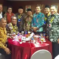 I Putu Sudiartana saat buka bersama dengan KPK
