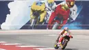 Pebalap Repsol Honda, Marc Marquez, berhasil menjadi yang tercepat pada MotoGP Austin di Texas, Amerika Serikat, Senin (11/4/2016) dini hari WIB. Pebalap Spanyol itu mencatatkan waktu 43 menit 57,945 detik. (AFP/Thomas B. Shea)