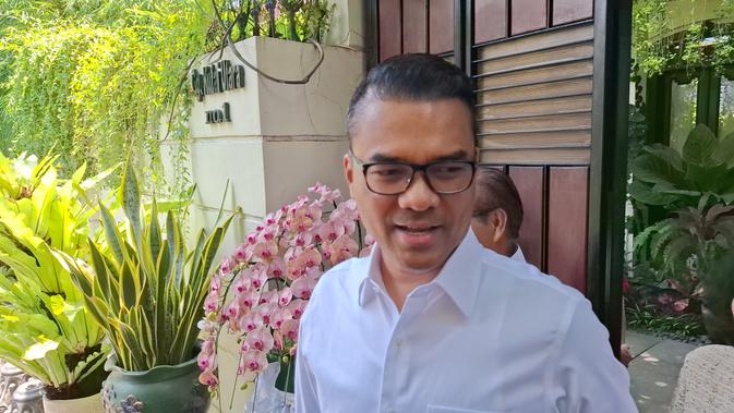 Politisi PSI Bro Ron Dikeroyok Sekelompok Orang, Mata Kanan Luka Parah