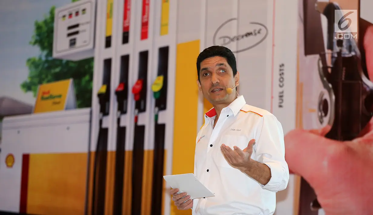 GM Asia Shell Fleet Solutions, Zain Hak memberikan sambutan dalam acara peluncuran Shell Fleet Card Prabayar, di Jakarta, Kamis (13/7). Shell bekerjasama dengan Bank Mandiri, menghadirkan Shell Fleet Card Prabayar. (Liputan6.com)