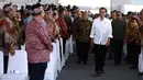 Presiden Joko Widodo saat menghadiri peresmian tol Soreang-Pasir Koja (Soroja) di Kab Bandung, Senin (4/12). Pembangunan tol ini dimulai, September 2015 ditandai dengan pencanangan tiang pertama atau groundbreaking. (Liputan6.com/Biro Pers Kepresidenan)