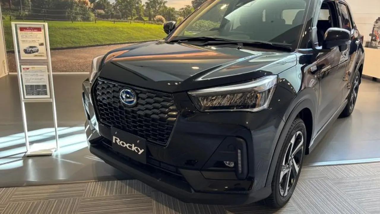 Daihatsu Ungkap Alasan Rocky Hybrid Pakai Sistem Series Hibrida (Arief A/Liputan6.com)