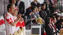 Presiden Joko Widodo dan Menko PMK Puan Maharani aat acara api obor Asian Games 2018 sebelum upacara penurunan Bendera Merah Putih di Istana Negara Jakarta, Jumat (17/8). (Liputan6.com/Pool/Eko)