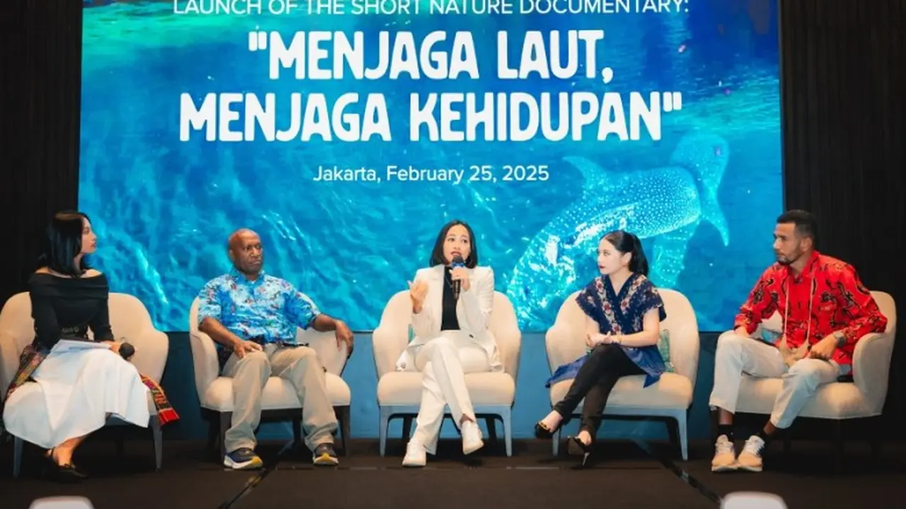 Wakil Presiden Senior dan Pemimpin Eksekutif Konservasi Indonesia Meizani Irmadhiany membahas tentang Kaimana.  foto: dok. Konservasi Indonesia