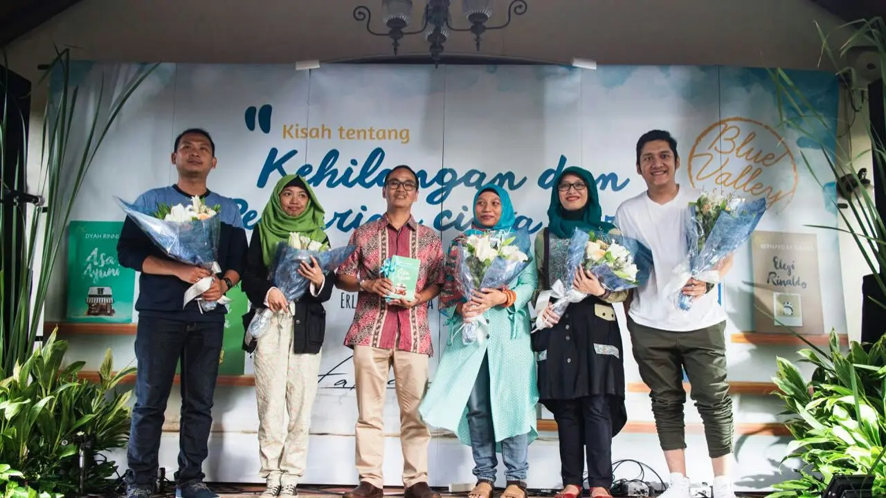 Ini Lima Penulis Sukses dalam Novel The Blue Valley Series