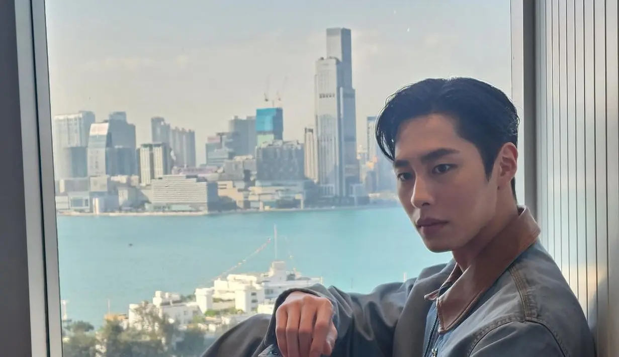 Diketahui, kedatangan Lee Jae Wook di Indonesia untuk acara fan meetingnya pada Sabtu besok, 25 Februari 2023 di The Kasablanka Hall, Kota Kasablanka, Jakarta. (FOTO: instagram.com/jxxvvxxk/)