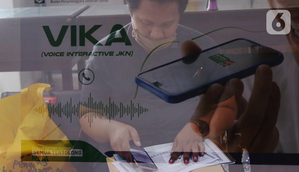 Warga mengisi formulir di Kantor Cabang Kota Tangerang, Rabu (7/1/2020). Iuran BPJS Kesehatan resmi naik per hari ini untuk kelas I menjadi sebesar Rp150.000 per orang per bulan dan Rp100.000 per orang per bulan untuk kelas II. (Liputan6.com/Angga Yuniar)