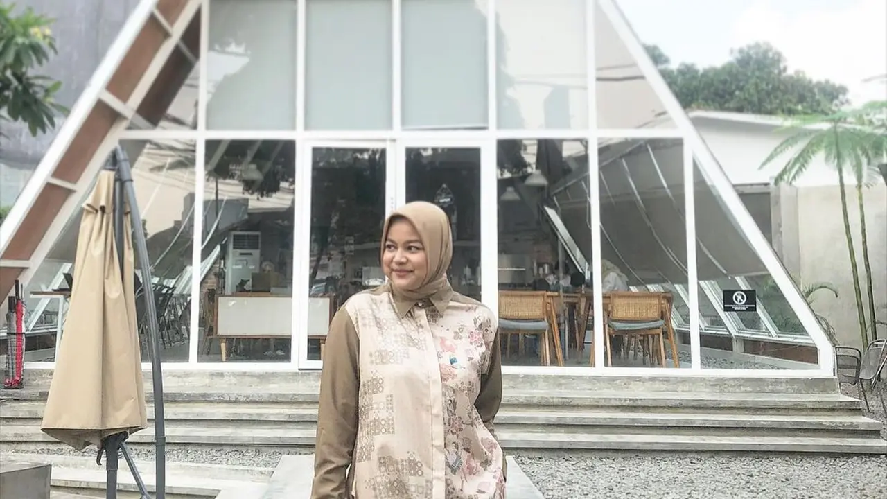 5 Potret dan Kabar Terbaru Diva Nadia, Dulu Pernah Tenar Karena Film 'Di Sini Ada Setan'