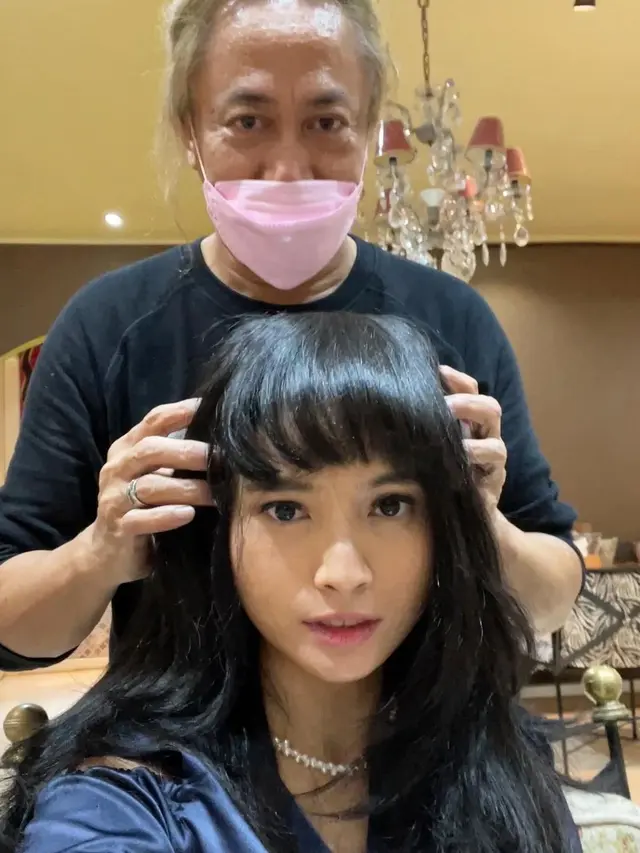 5 Potret Acha Septriasa dengan Gaya Rambut Baru, Makin Awet Muda dengan Poni