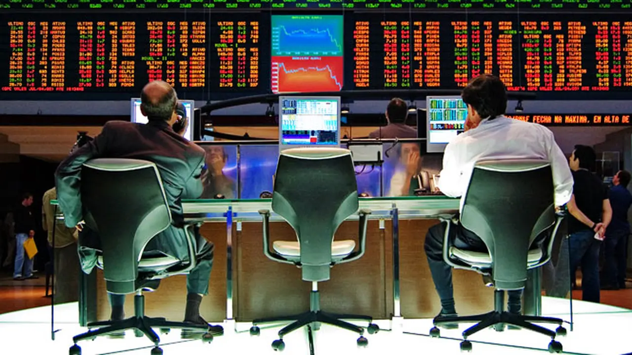 saham-dunia-131230c.jpg