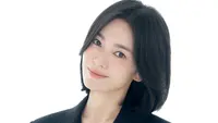 Song Hye Kyo Tampil Natural Flawless di Foto Profil Baru
