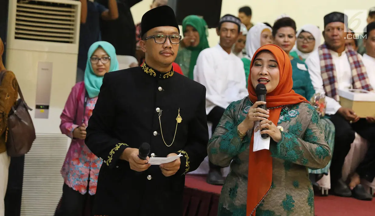 Menteri Pemuda dan Olahraga Imam Nahrawi hadir dalam kegiatan nikah massal bertajuk PKB Mantu di Jakarta, Jumat (25/8). (Liputan6.com/Immanuel Antonius)