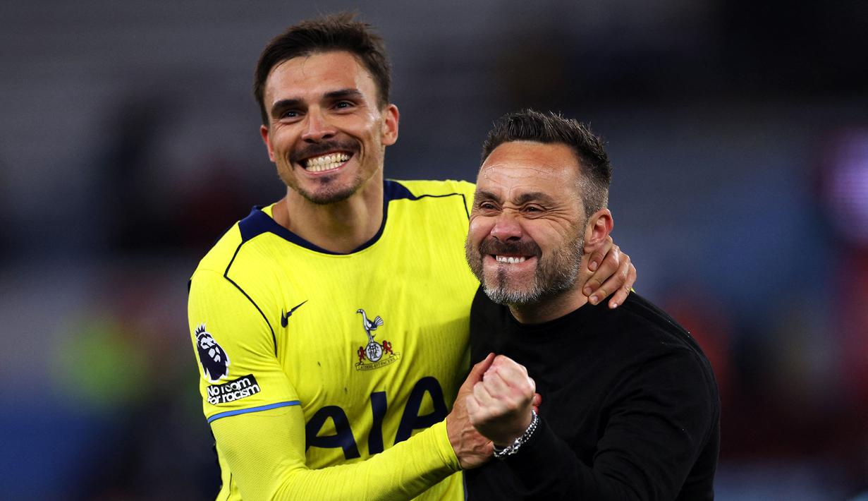 Tambahan tiga poin untuk Tottenham membuat mereka naik ke posisi 17 atau ke luar dari zona degradasi. (AFP/Adrian Dennis)