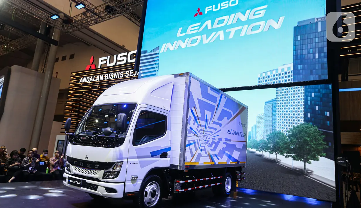 Truk listrik eCanter juga dilengkapi dengan fitur keamanan yang terbilang canggih, seperti Electronic Stability Program. (Liputan6.com/Angga Yuniar)