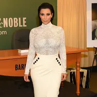 Meskipun begitu, belum lama ini tersiar kabar bahwa Kim Kardashian menyebut semuanya hanya sekedar rumor yang ramai di luar sana. (AFP/Michael Loccisano)