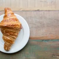 Croissanr/ copyright: unsplash/kaley dykstra