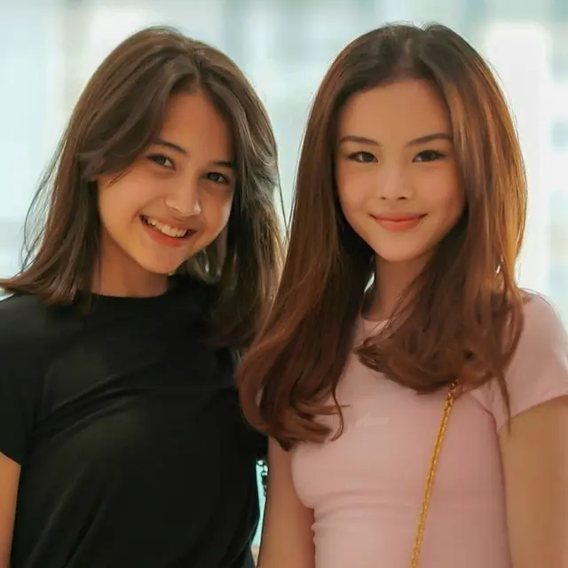 Dekat Sejak Kecil, Ini 6 Potret Persahabatan Sandrinna Michelle dan Clarice Cutie