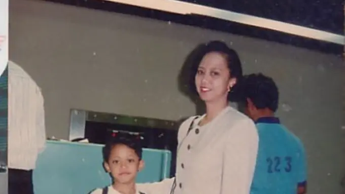 [Bintang] Ario Kiswinar Teguh dan Ibunda