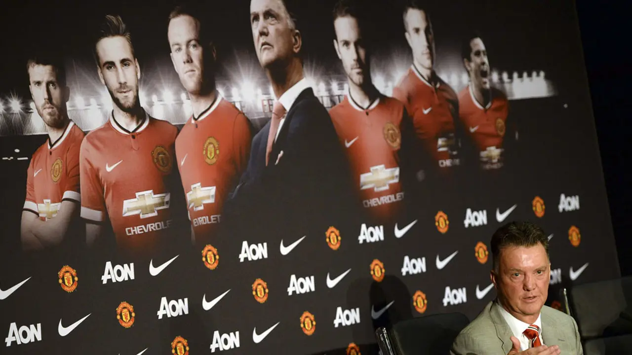 Van Gaal Siap "Dongkrak" Prestasi Manchester United