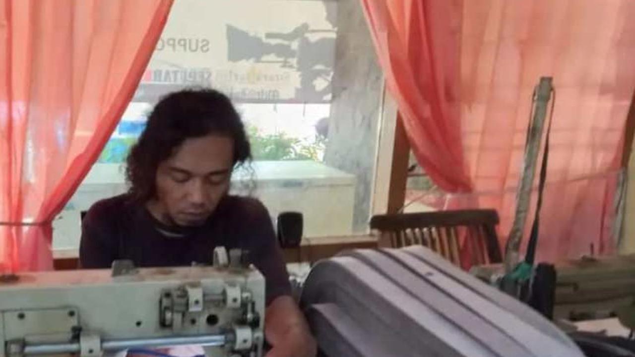 Kisah Pemuda Magetan Banti Setir Dari Kulit Asli ke Imitasi